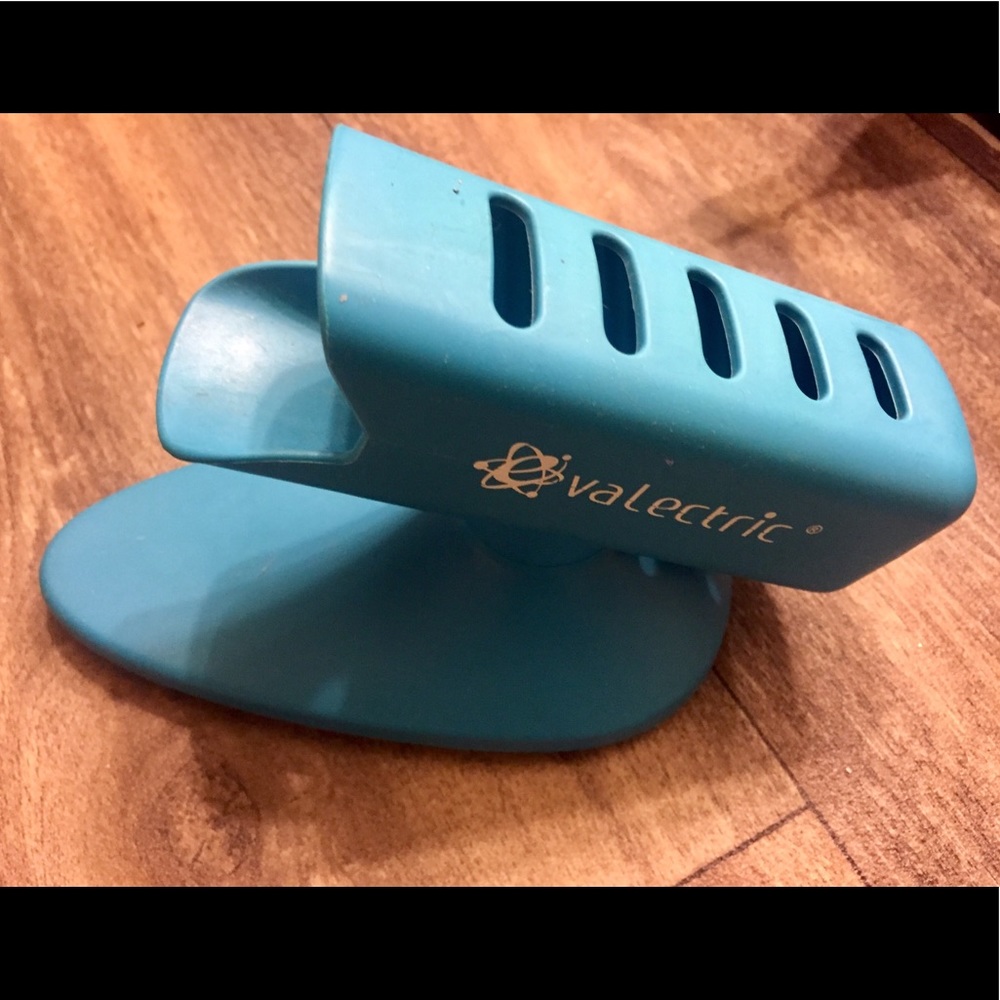 Evaletric Iron Holder - Ocean Blue